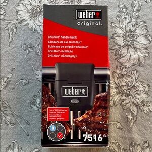 NWT Weber Original 7516 Grill Out Handle Light